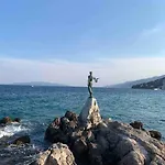 With Sea View Between Opatija And Апартаменты Риека