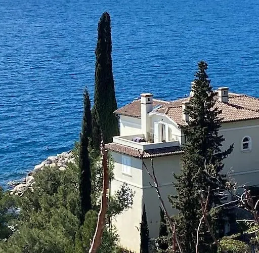 Appartamento With Sea View Between Opatija And *